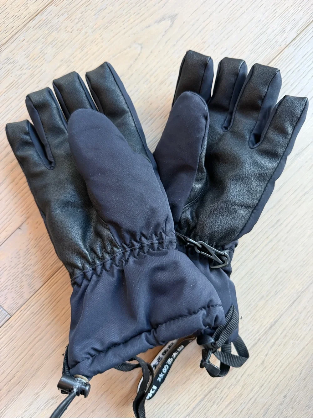 Kids OUYUKI Chatto Black Insulated Winter Ski Gloves Size 6